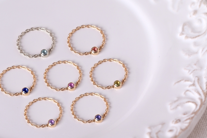 新作「バース ヌード」チェーンリング