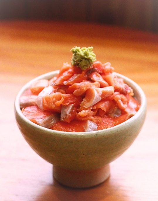 サーモン感謝丼1,111円