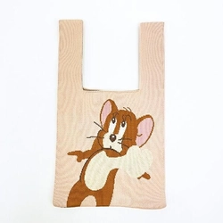 トムとジェリーのお茶目な姿がハマりそう。お出かけの際にお供にしたい、チアフルニットマルシェバッグです。