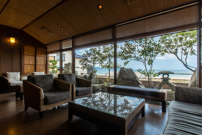 南館1階 ロビー