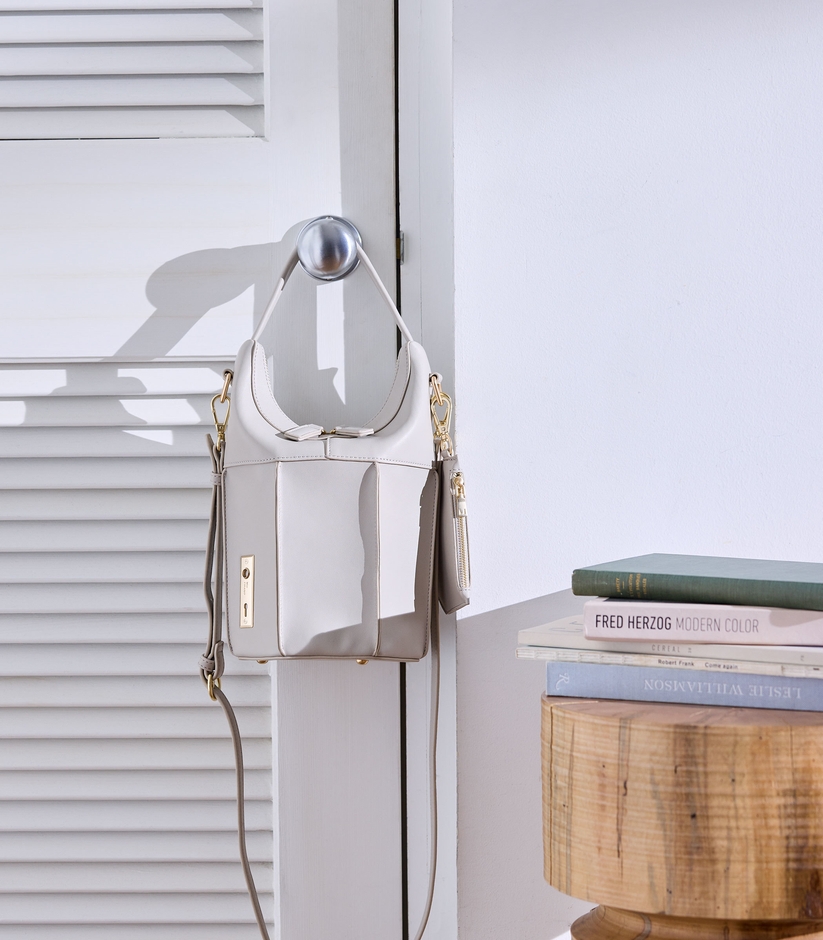 DOOR A002　11,880円