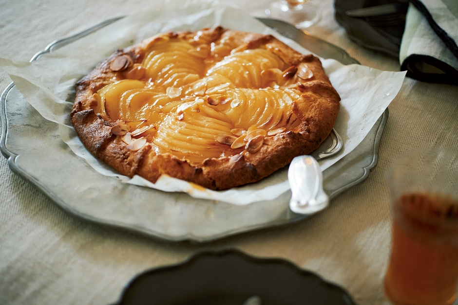 「洋梨の型なしタルト」