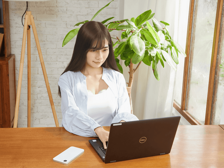 デスクワーク中も