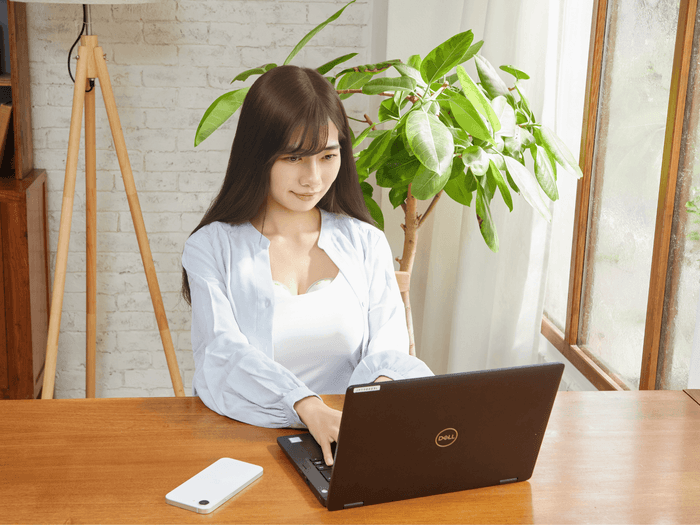 デスクワーク中も