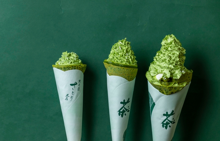 お濃茶クレープ クリーム小盛り 900円/クリーム中盛り 1,000円/クリーム特盛り 1,550円