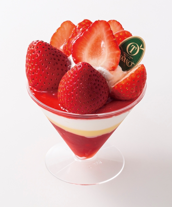 <新宿高野>あまおうと紅ほっぺ苺の幸パフェ