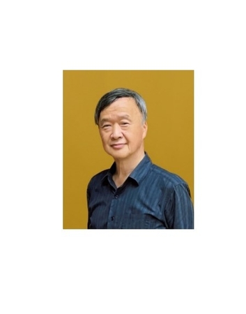 山本 勉 館長