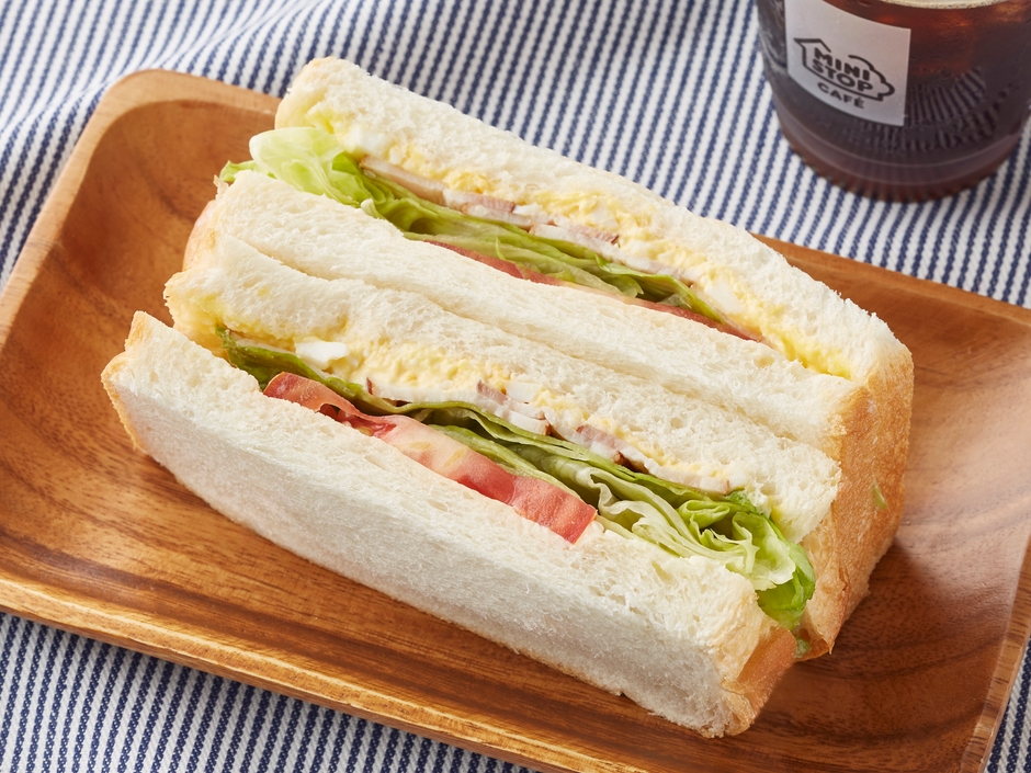 ボリュームBLTEサンド イメージ画像