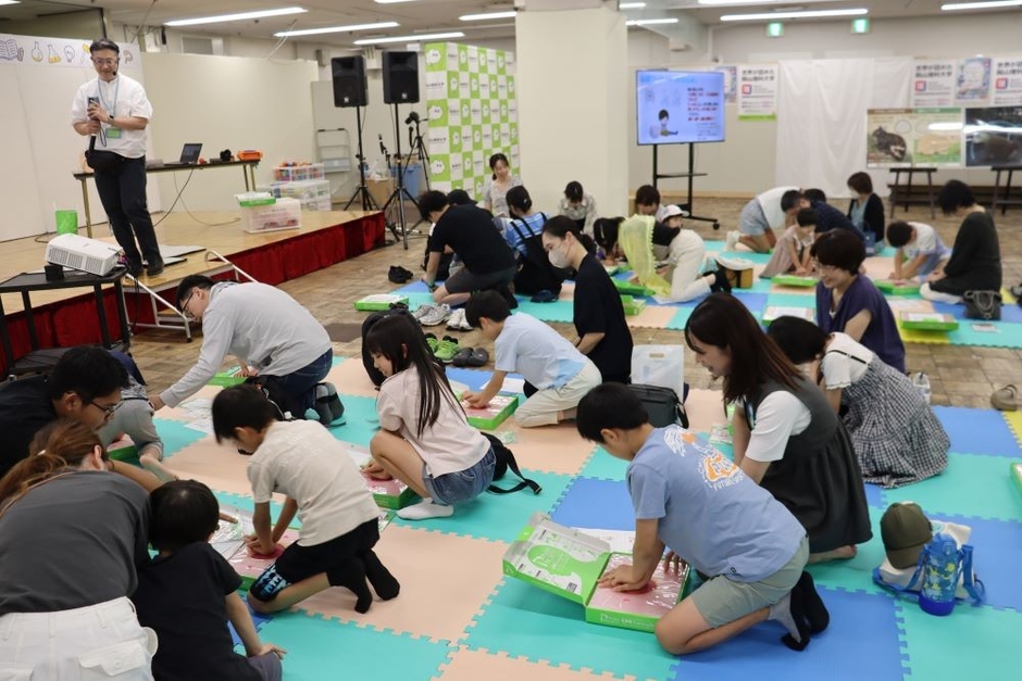 救命体験では心臓マッサージのやり方も学習しました