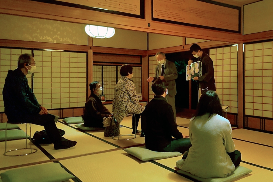 お月見特別ガイドツアー(過去の様子)