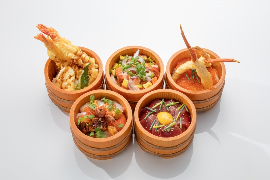 海鮮食堂 名物『海鮮オーケストラ丼』