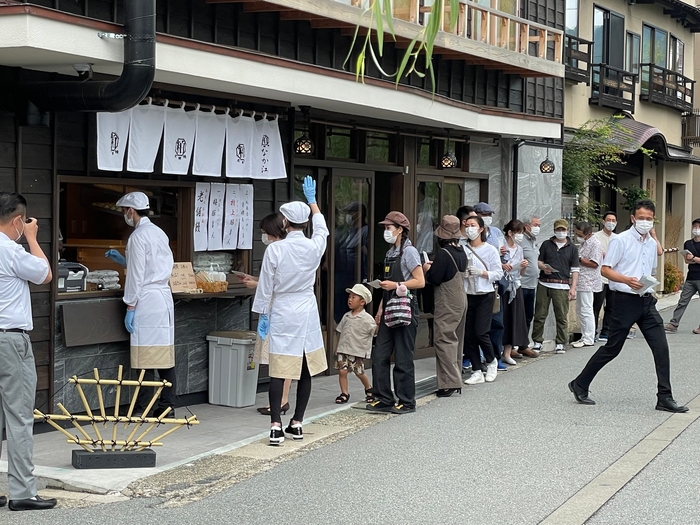 6月28日のソフトオープン、100人前限定で発売し30分で完売