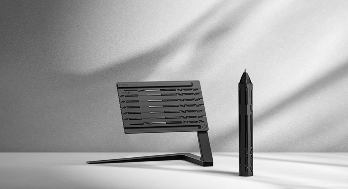 専用ディスプレイスタンド付き｜机上を彩るアートピース