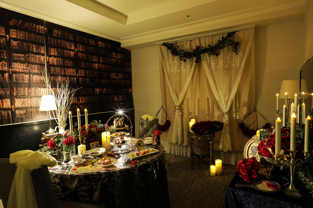 童話 “美女と野獣”の世界を表現したデコレーションルームでプライベートアフタヌーンティー 「美女と野獣のファーストダンス~Princess Belle Room~」販売