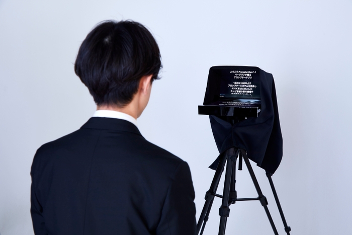 カメラプロンプター 後ろ