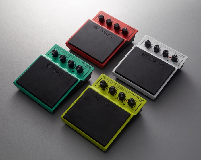 『SPD::ONE ELECTRO』(左)、『SPD::ONE WAV PAD』(上)、『SPD::ONE PERCUSSION』(右)、『SPD::ONE KICK』(下)
