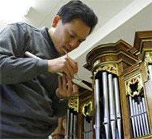 修理技術者:脇田直紀 (オルガン制作者)