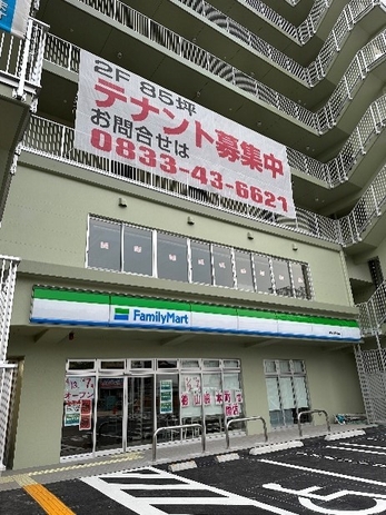 ビル外観 正面2