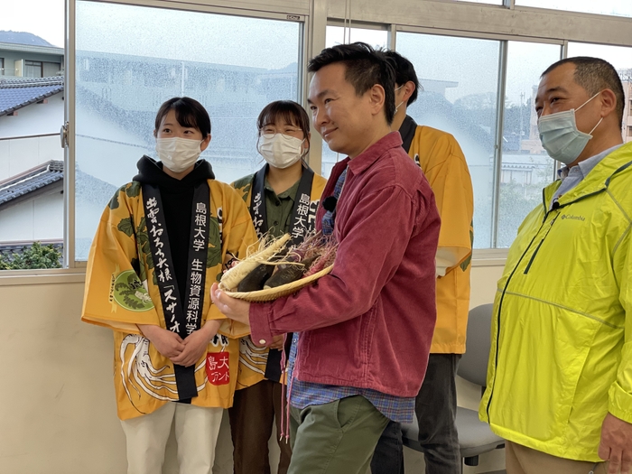 【島根編 かまいたち 山内さん 島根大学にて】