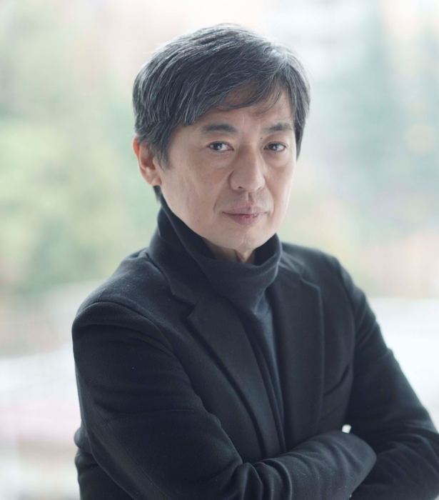 浦久俊彦 ©新津保建秀