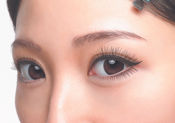 01 ツヤめく濃黒