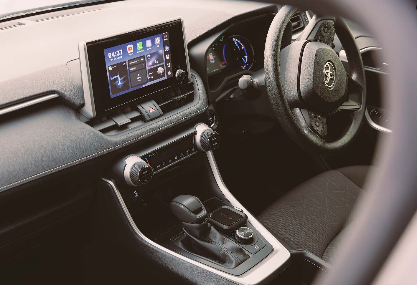 車内が“もう一台のスマホ”に変わる!純正ナビをそのままAndroid化する高性能AI Boxが、約2万円で手に入る特別価格で登場
CarPlay/Android Autoをワイヤレス化、動画・ナビ・通信を1台で