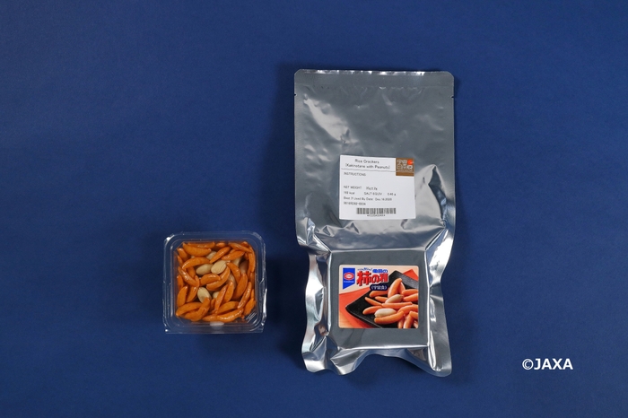 亀田の柿の種(宇宙食)