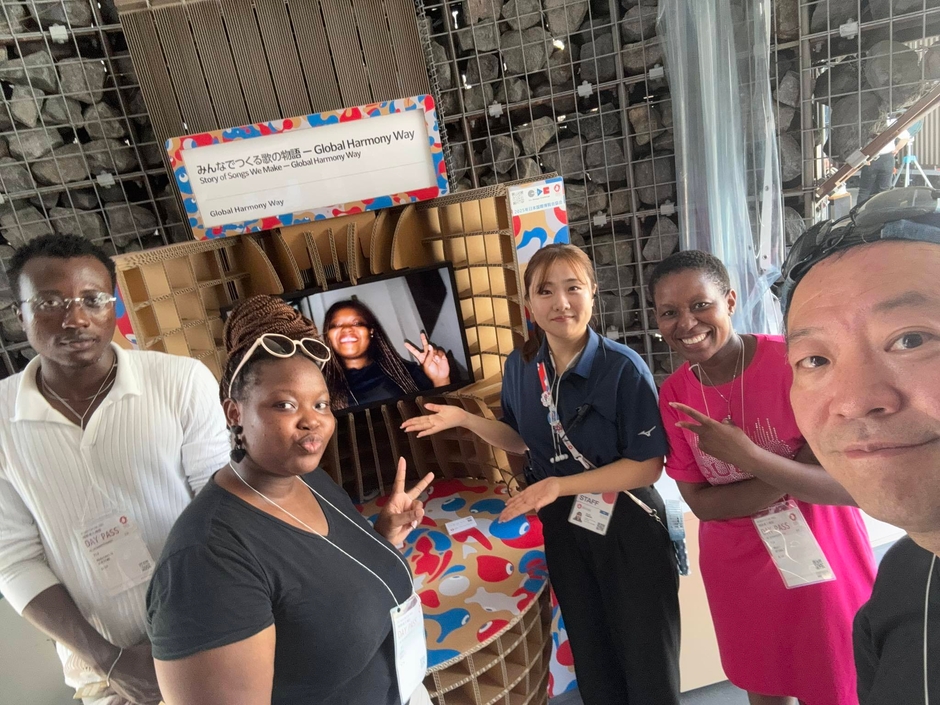 みんなでつくる歌の物語・展示発表2