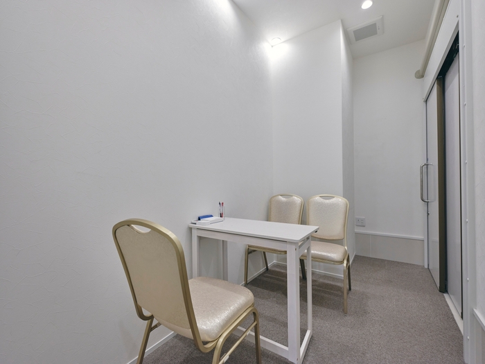 大正やすらぎホール新館、打合せ室