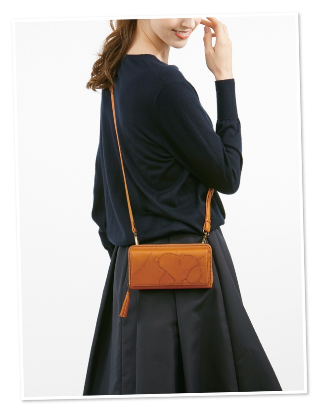 スヌーピーショルダーウォレット ひとつにして持ち歩き