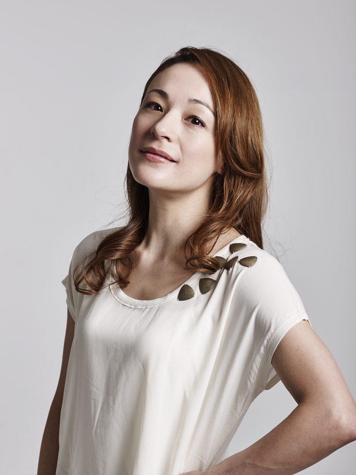 銀座のママ役 シルビア・グラブ