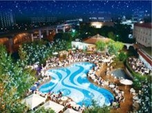 プールサイドビアガーデン 会場