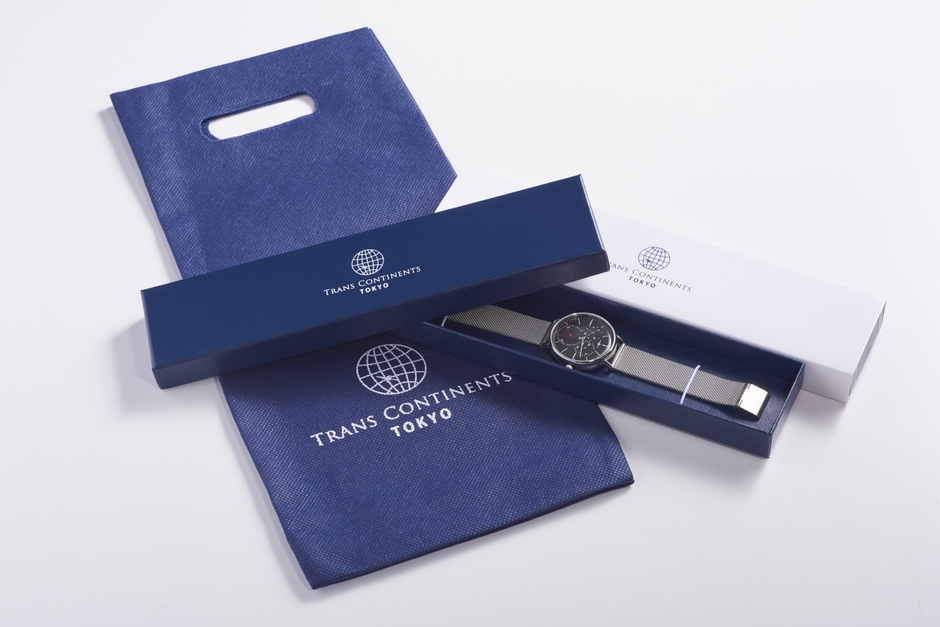 専用BOXとショッパー