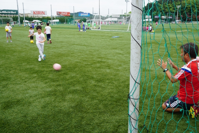 ツネイシしまなみビレッジでサッカー体験