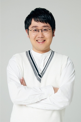 鶴崎　修功