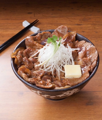 6月1日(木)発売「北海道すた丼 ~濃厚バター醤油味~」