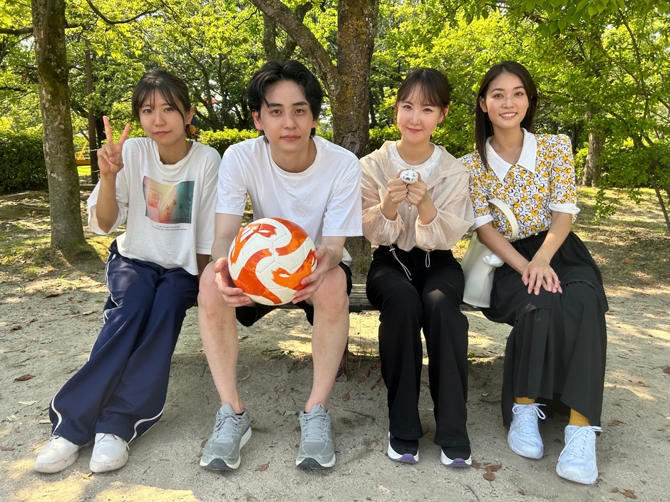 左から)いろは・志遠・YUHA・恵理