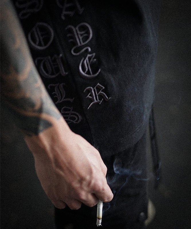【Black Letter】Carve Revelation Nosleeve