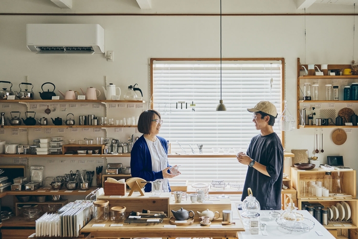 左/土切敬子さん、右/奥平眞司さん