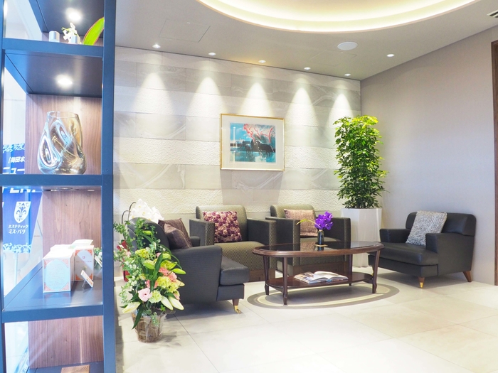 梅田本店 優しいインテリア