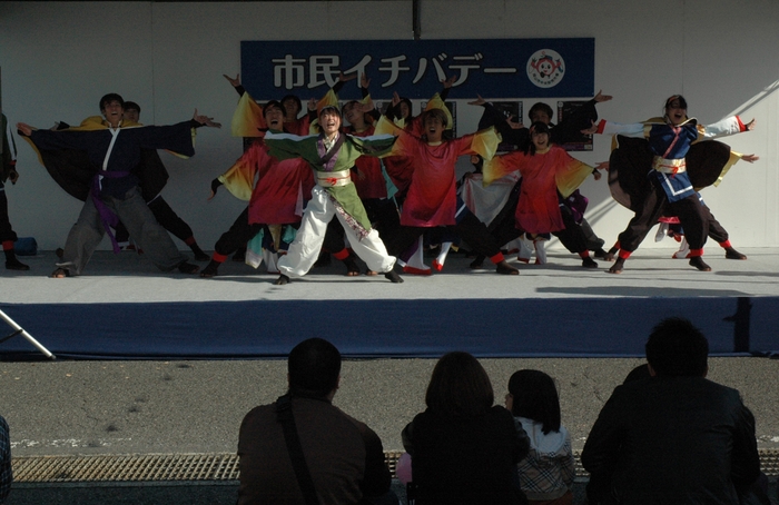 岡山うらじゃ連　四季