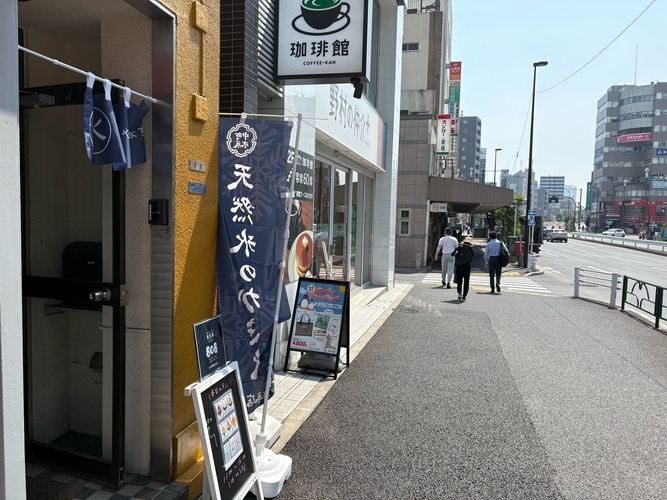 店舗前
