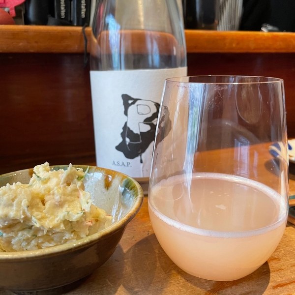 本日の泡とグリーンカレーポテサラ