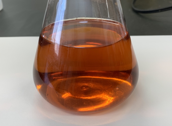 しぼりたての赤酢