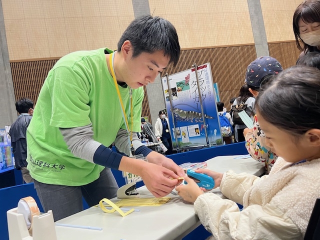 片山さんの指導で子どもたちも楽しそう