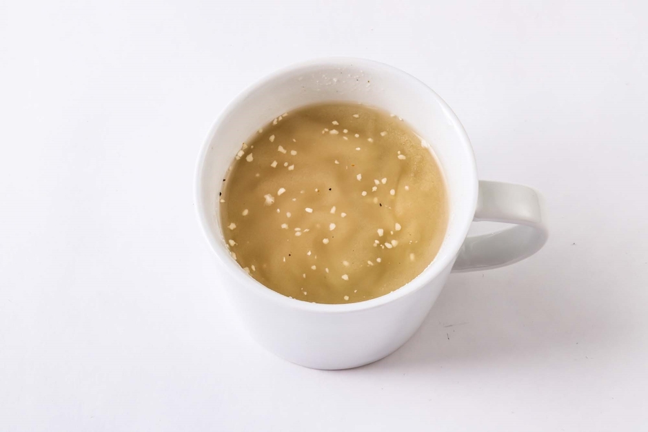 お湯に溶かしてスープに!