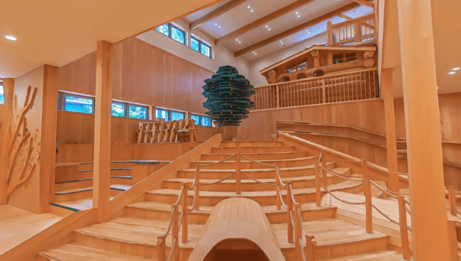 おもちゃ美術館ゾーン 1階