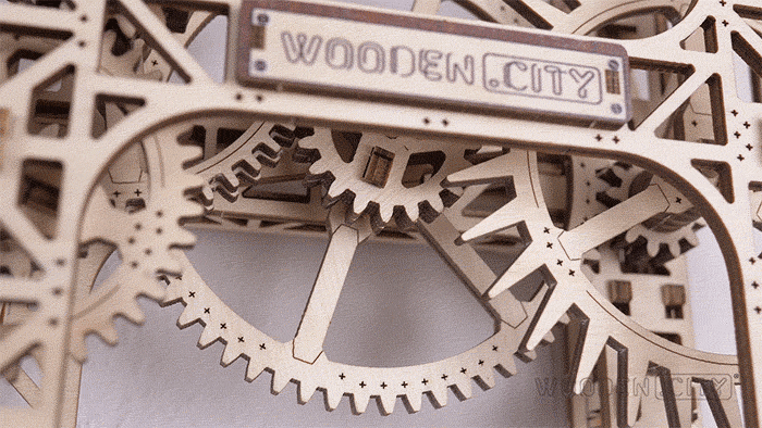 重力と歯車で、時を刻む