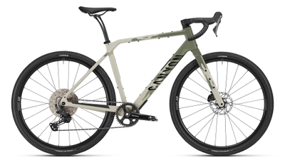 グリズル CF 7 ESCAPE ￥449,000（消費税込）