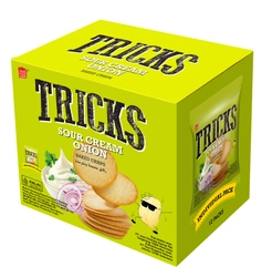 ノンフライポテトチップス「TRICKS(トリックス)」 新味「サワークリームオニオン味」が3月新発売！